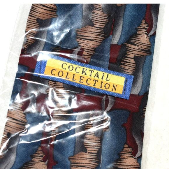 NIP Cocktail Collection 100% Silk Trendy Stylish Abstract Design Tie - Picture 2 of 4